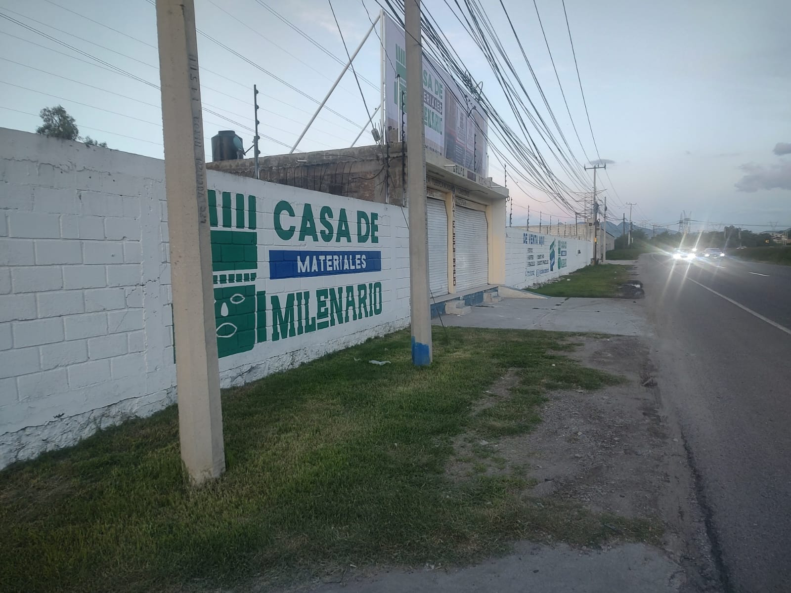 Oficinas Adhesivos Milenario